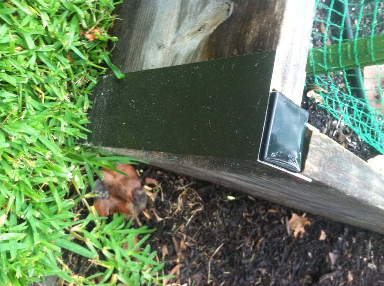 Raised Garden Bed with Aluminum Corners